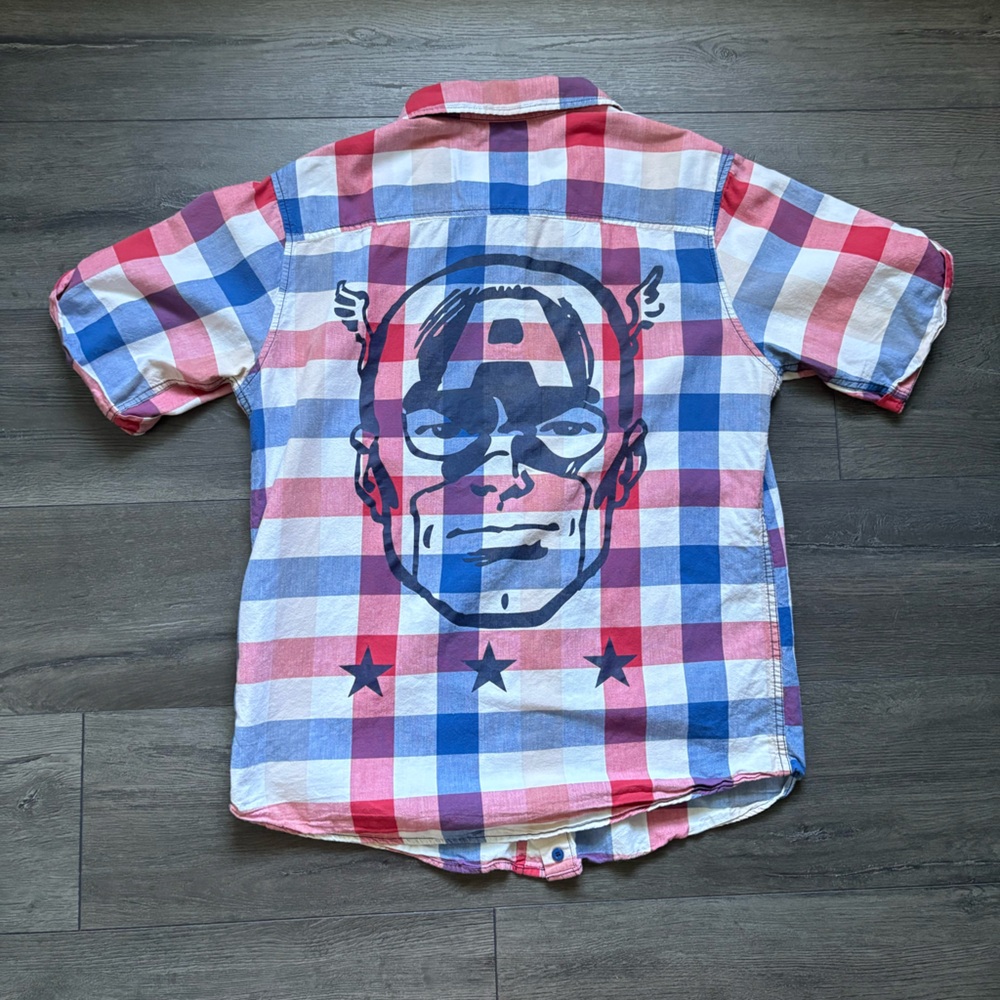 Marvel Captain America Welovefine Men’s Short Sleeve Button Up Shirt Size Large